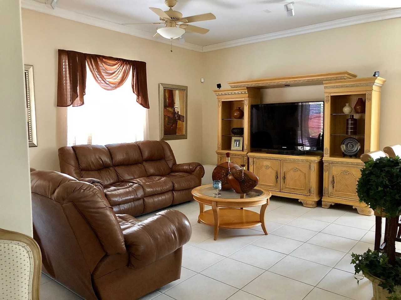 16403 Nw 77th Path - Photo 5 of 26