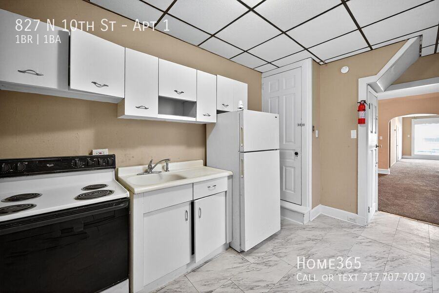 827 N 10th St #1 - Photo 7 of 20