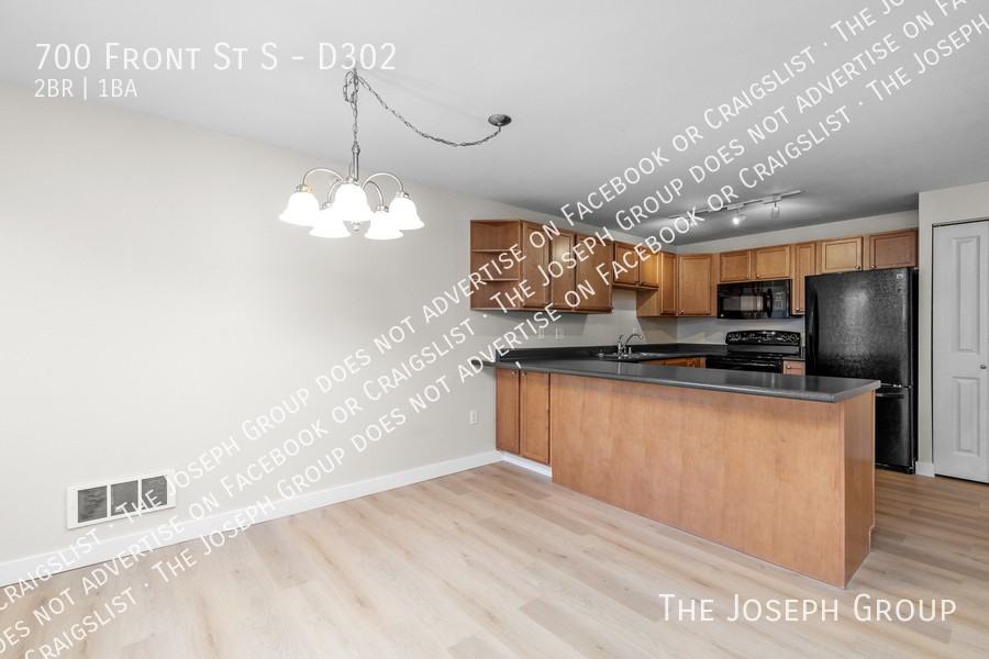 700 Front St S #D302 - Photo 4 of 23