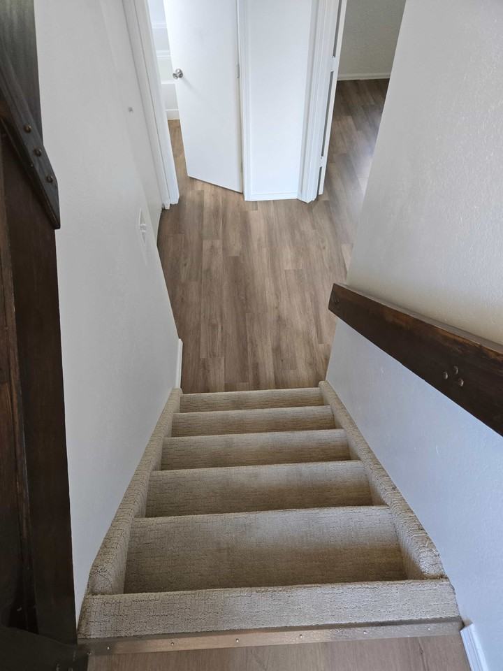 540 Forest Edge Rd Apt C - Photo 7 of 18