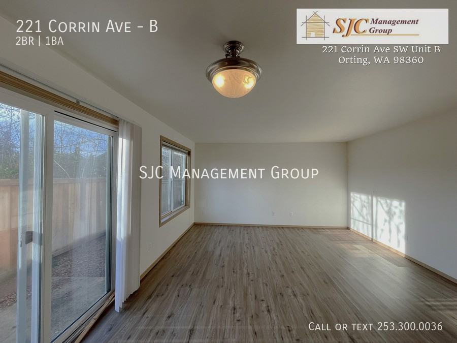 221 Corrin Ave Sw #B - Photo 7 of 17