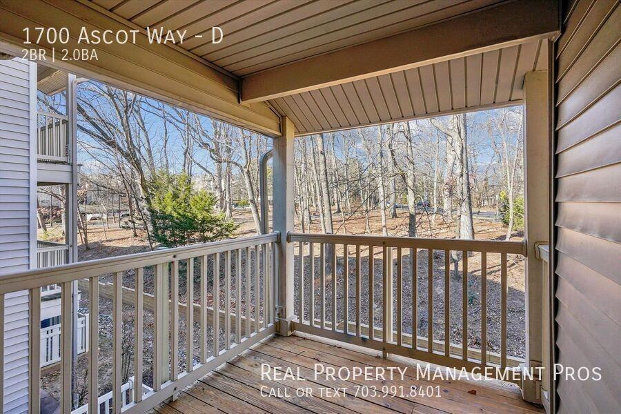 1700 Ascot Way #D - Photo 6 of 50