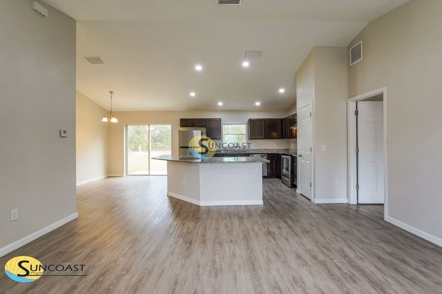 216 Oak Cir - Photo 3 of 22