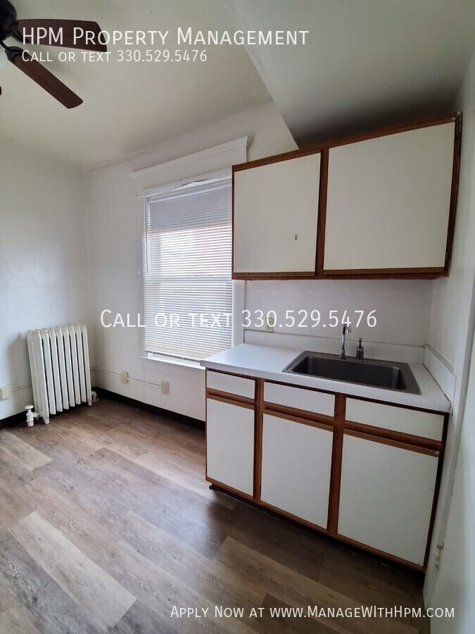 417 Mckinley Ave Nw #105 - Photo 4 of 6