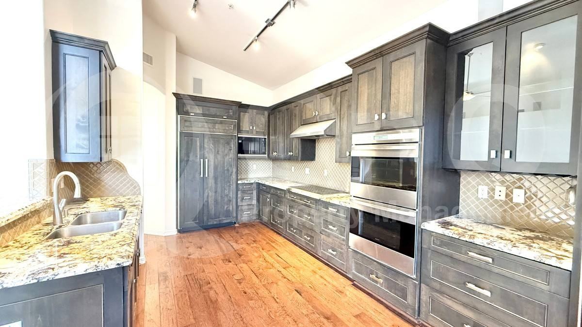 9568 N 114th Way - Photo 3 of 10