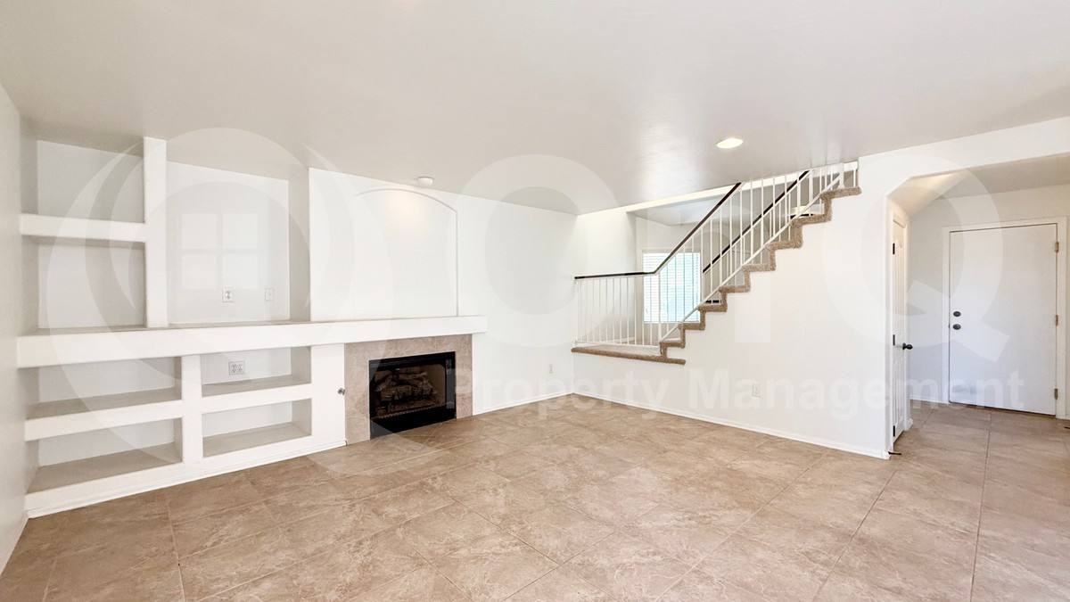 1411 S Western Skies Dr - Photo 5 of 10