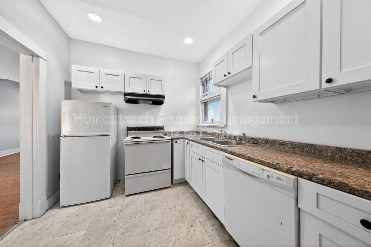 4555 Ruskin Ave - Photo 3 of 10