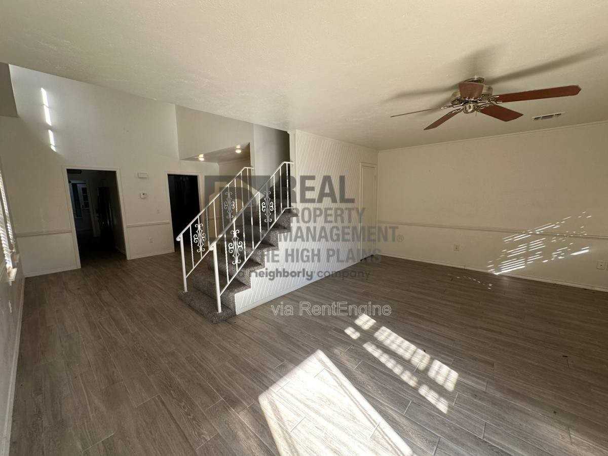 4304 Alicia Dr - Photo 2 of 10