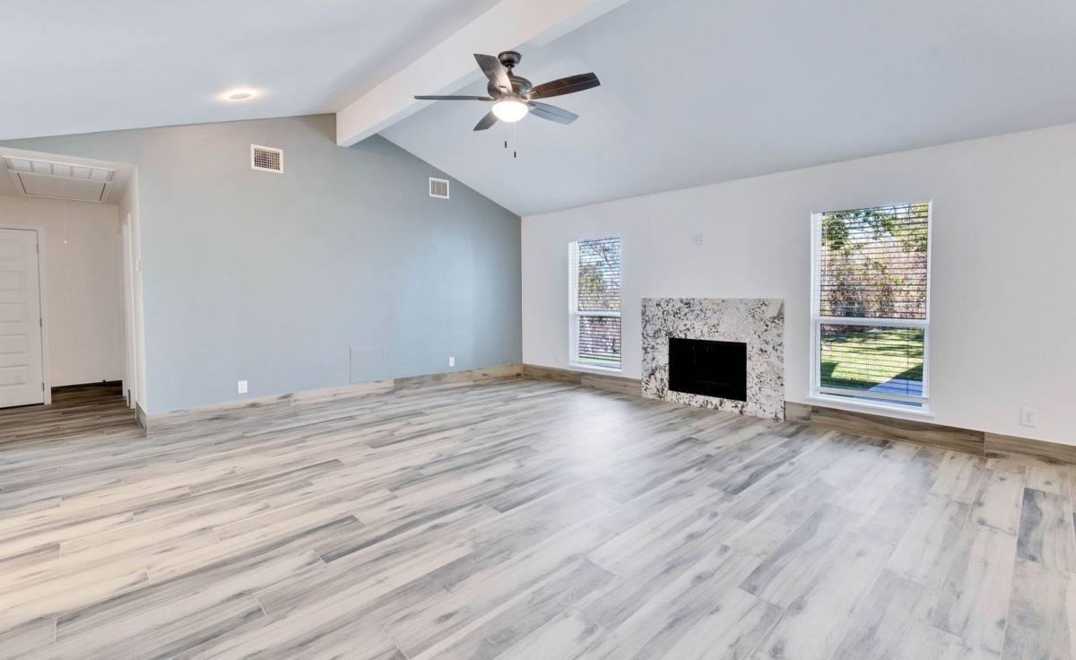 8216 View Ridge Dr - Photo 3 of 10