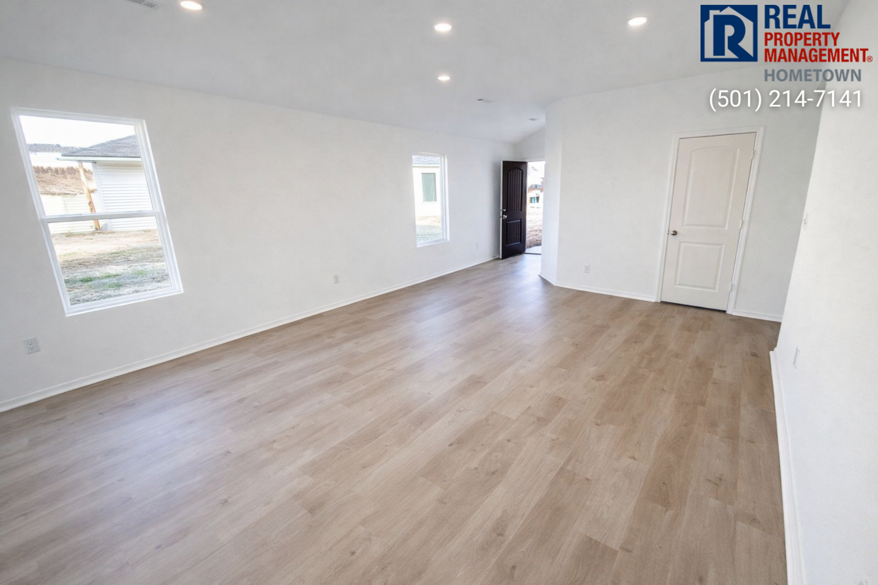 7072 Potomac Trl - Photo 2 of 24