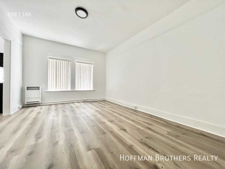 1518 S Hope St #3 - Photo 7 of 11