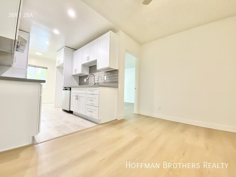 1724 Arizona Ave #5 - Photo 3 of 18