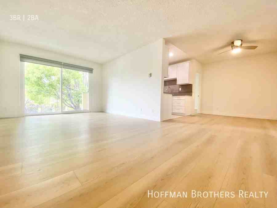 1724 Arizona Ave #5 - Photo 4 of 18