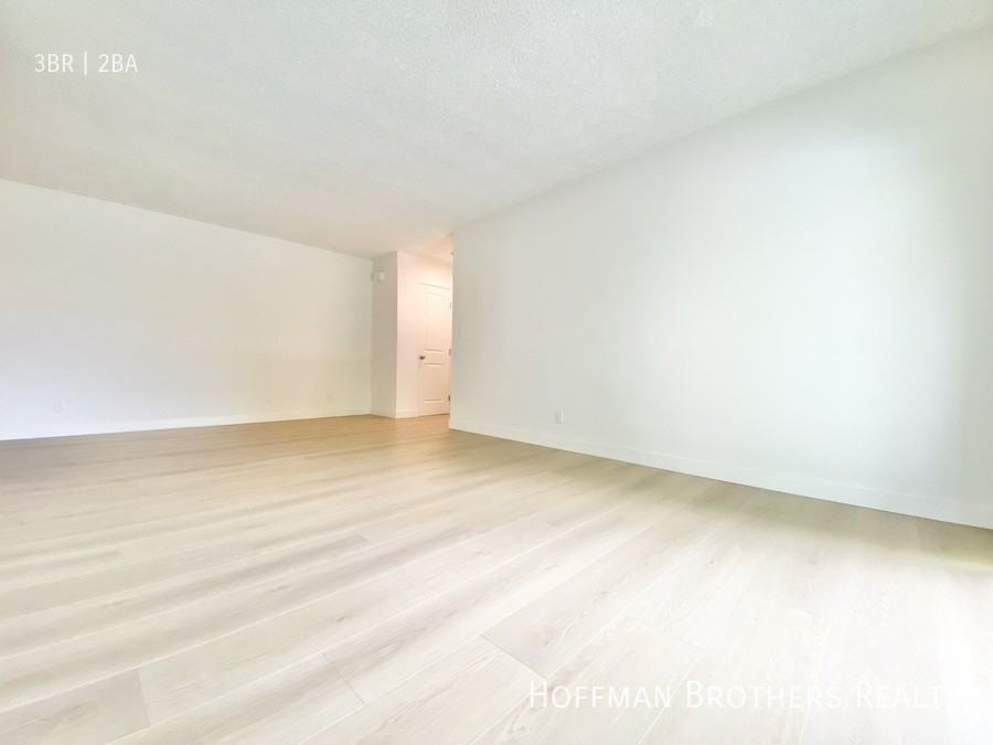 1724 Arizona Ave #5 - Photo 5 of 18