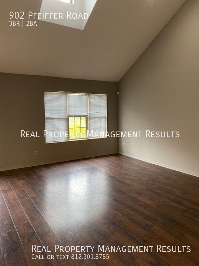 902 Pfeiffer Rd - Photo 2 of 18