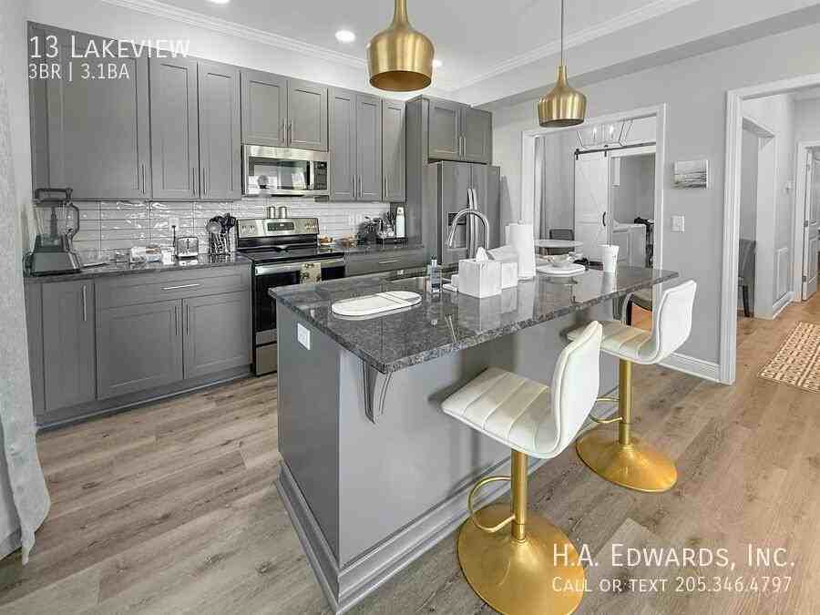 13 Lakeview - Photo 5 of 20