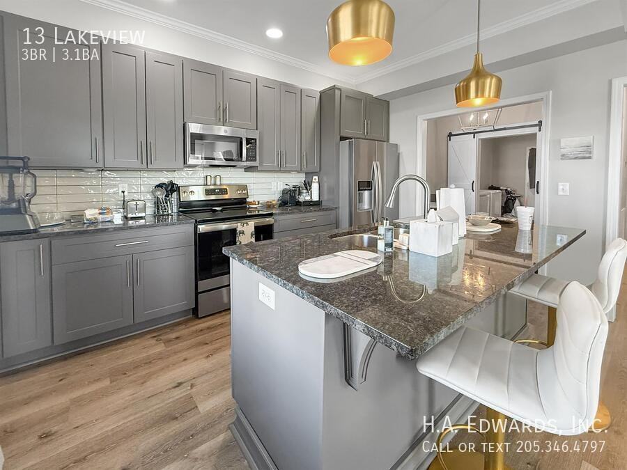 13 Lakeview - Photo 6 of 20