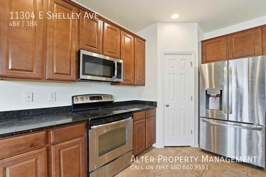 11304 E Shelley Ave - Photo 4 of 35