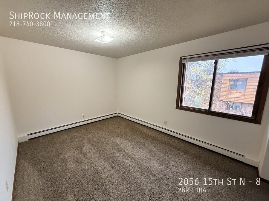 2056 15th St N #8 - Photo 5 of 12