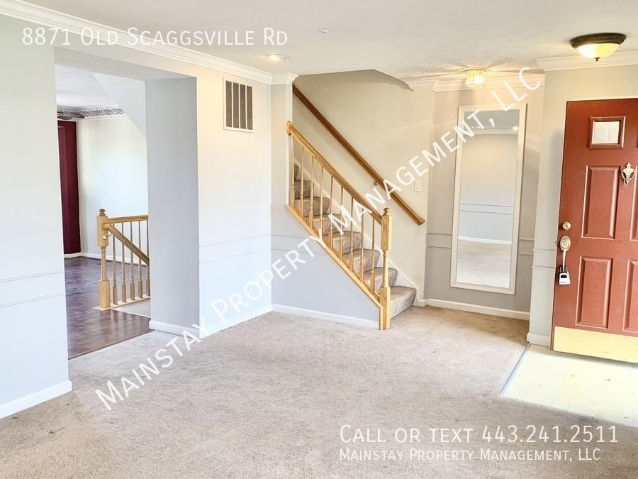 8871 Old Scaggsville Rd - Photo 2 of 26