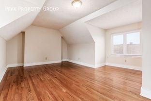 1371 Summit St - Photo 1 of 1
