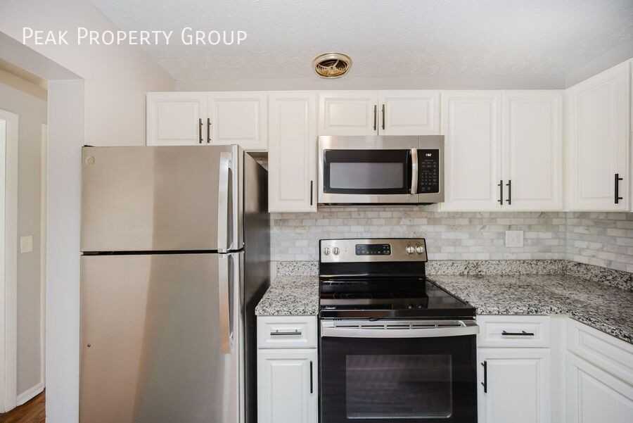 6300 Montgomery Rd #2 - Photo 7 of 17