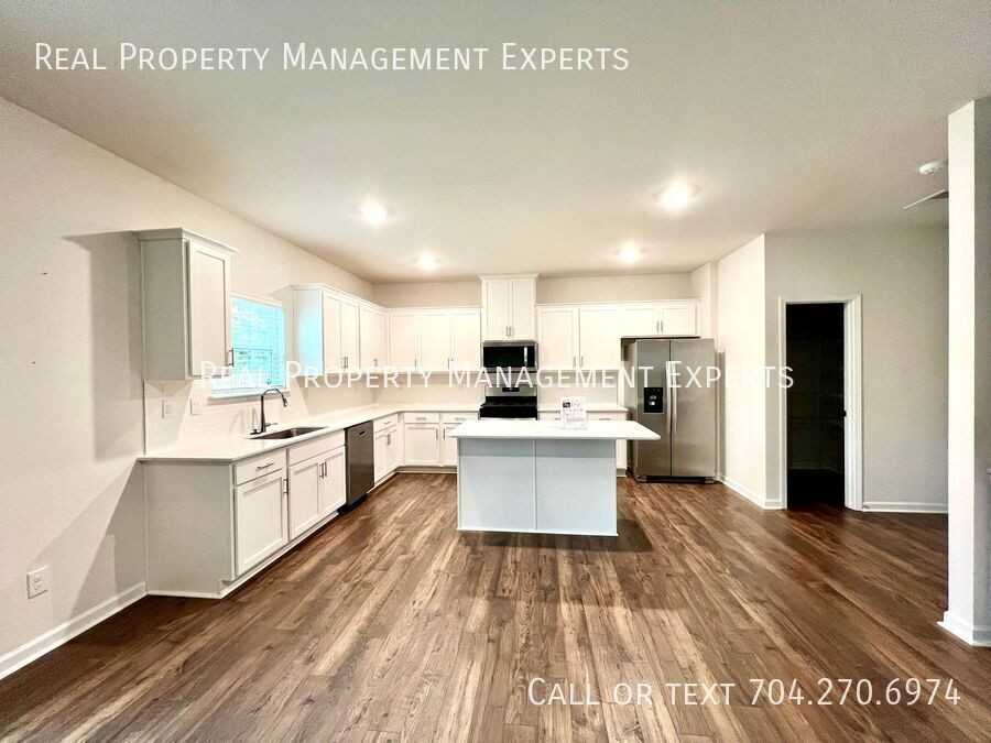 3891 Cullen Meadows Dr - Photo 2 of 22