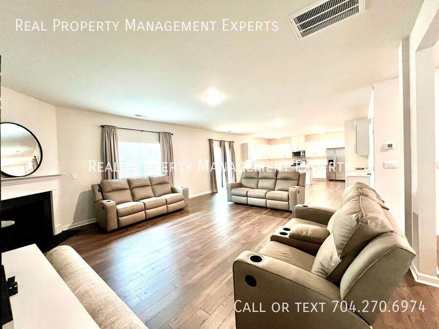 3891 Cullen Meadows Dr - Photo 7 of 22