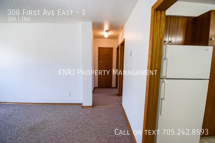 308 First Ave E #1 - Photo 7 of 12