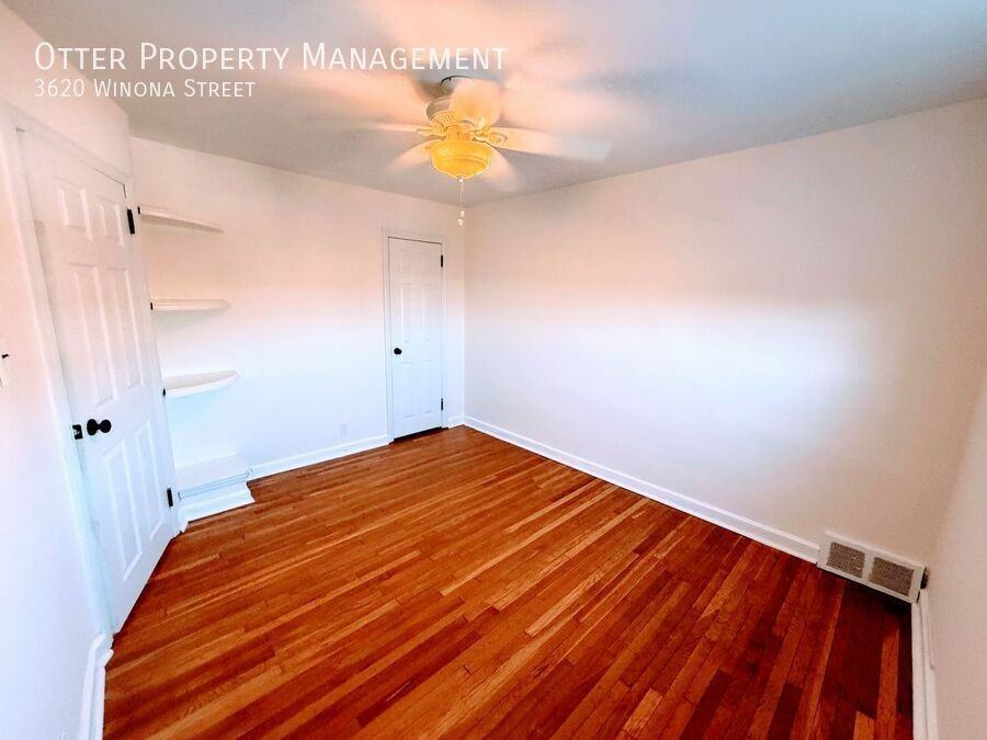 3620 Winona St - Photo 7 of 39