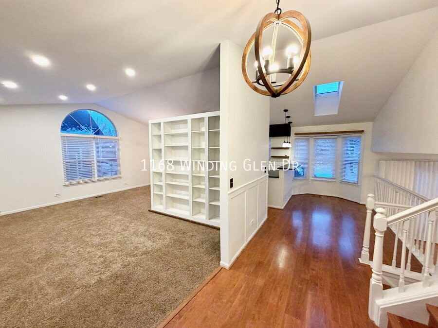 1168 Winding Glen Dr - Photo 4 of 14