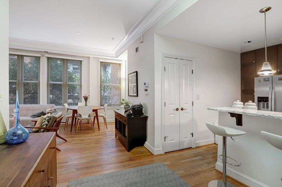 1323 Clifton St Nw #13 - Photo 4 of 34