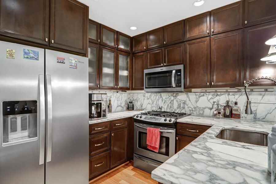 1323 Clifton St Nw #13 - Photo 6 of 34