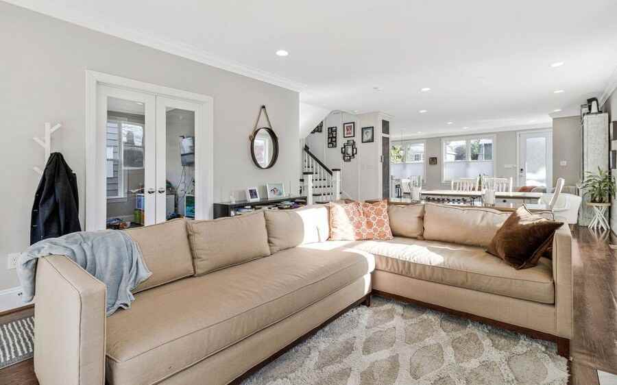 6515 8th St Nw - Photo 5 of 50