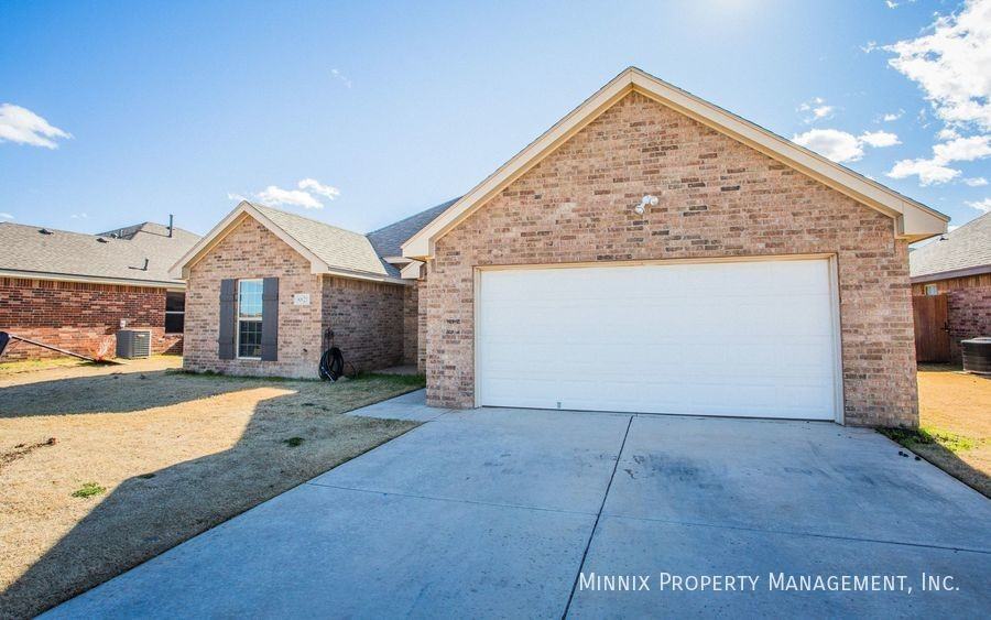 8821 13th St - Photo 3 of 38