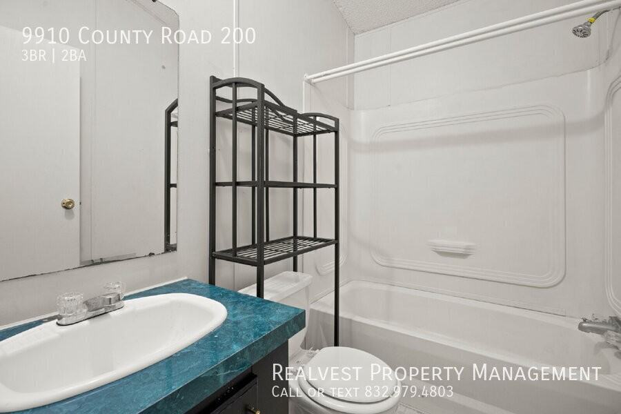 9910 County Road 200 - Photo 7 of 15