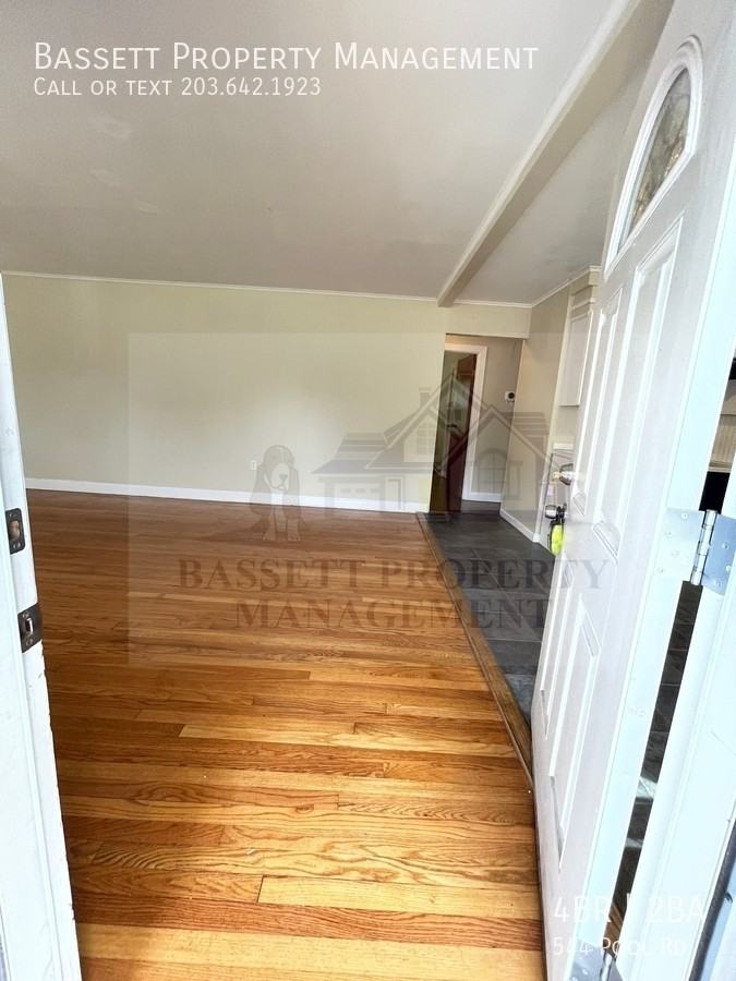 544 Pool Rd - Photo 3 of 44