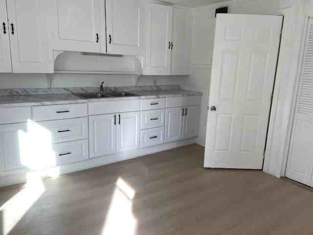 6 5th St - Photo 4 of 9