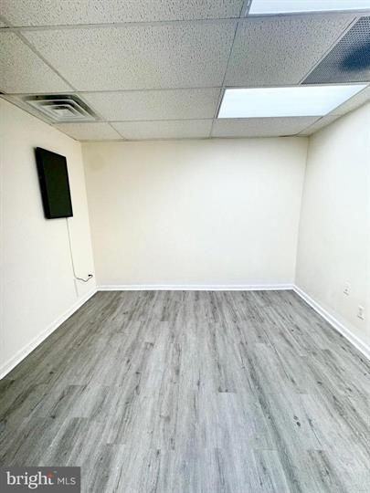 869 Main St - Photo 4 of 38