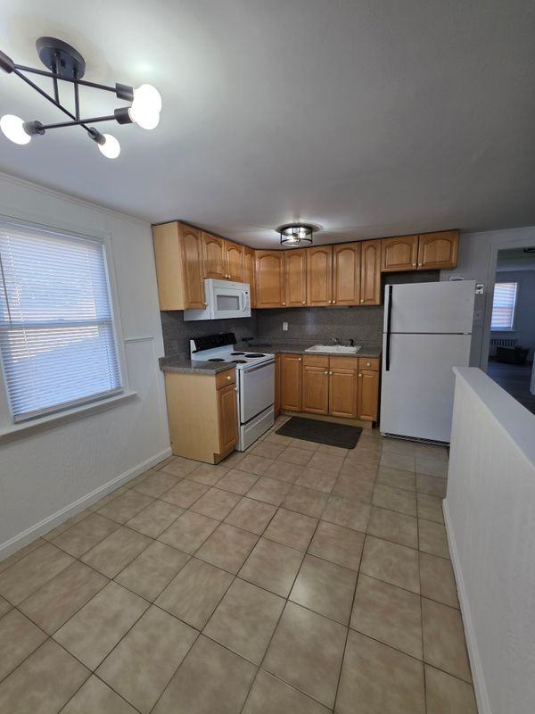 72 High St ##2 - Photo 2 of 13