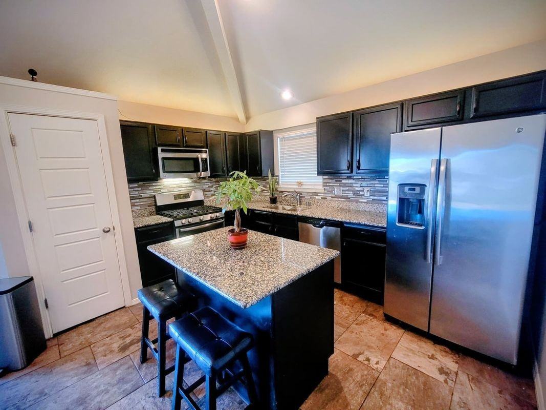 421 Nordstrom Ave - Photo 4 of 7