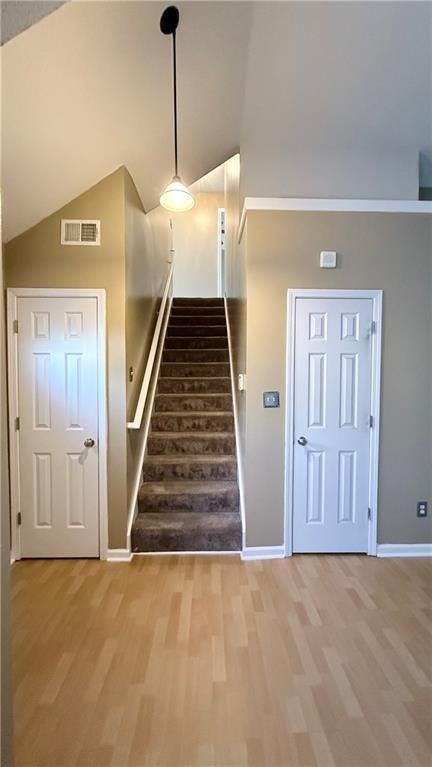 2945 Highland Hill Pkwy - Photo 6 of 32