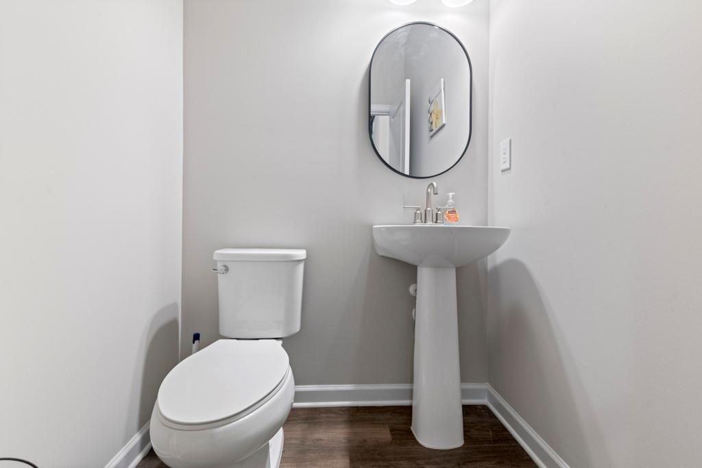 1010 Valley Rock Dr - Photo 3 of 19