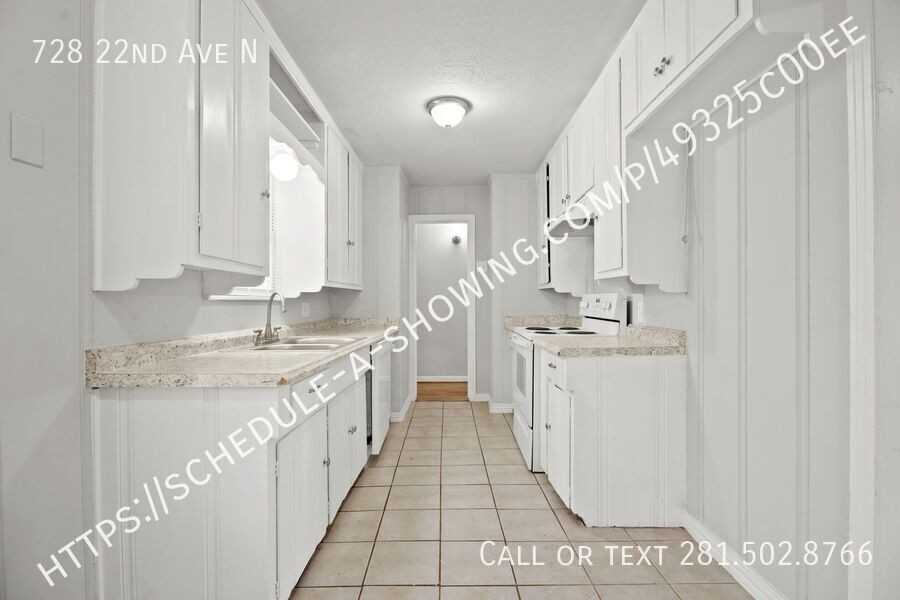 728 22nd Ave N - Photo 3 of 13