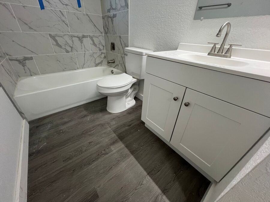 9321 Goldenrod Rd #A - Photo 6 of 7