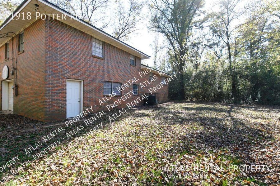 1918 Potter Rd - Photo 3 of 28