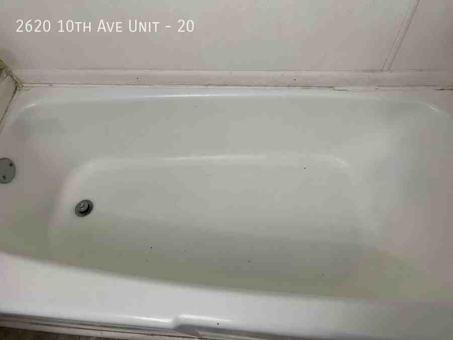 2620 10th Ave #20 - Photo 7 of 10