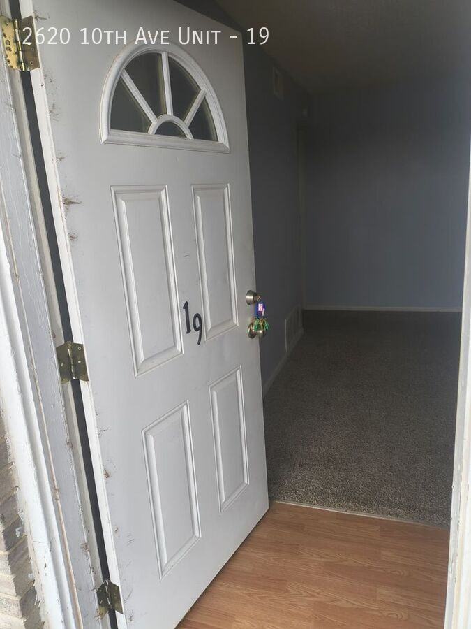 2620 10th Ave #19 - Photo 2 of 13