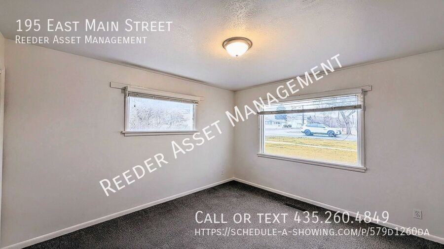 195 E Main St - Photo 4 of 19