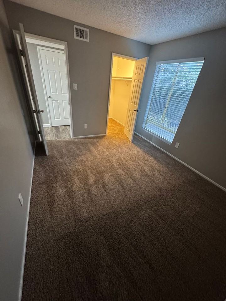 Providence House Apartments - Photo 7 of 29